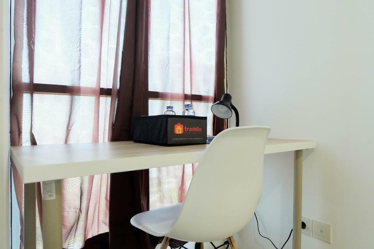 Studio Near Bella Terra Mall At Tifolia Apartment By Travelio Jakarta Exterior photo